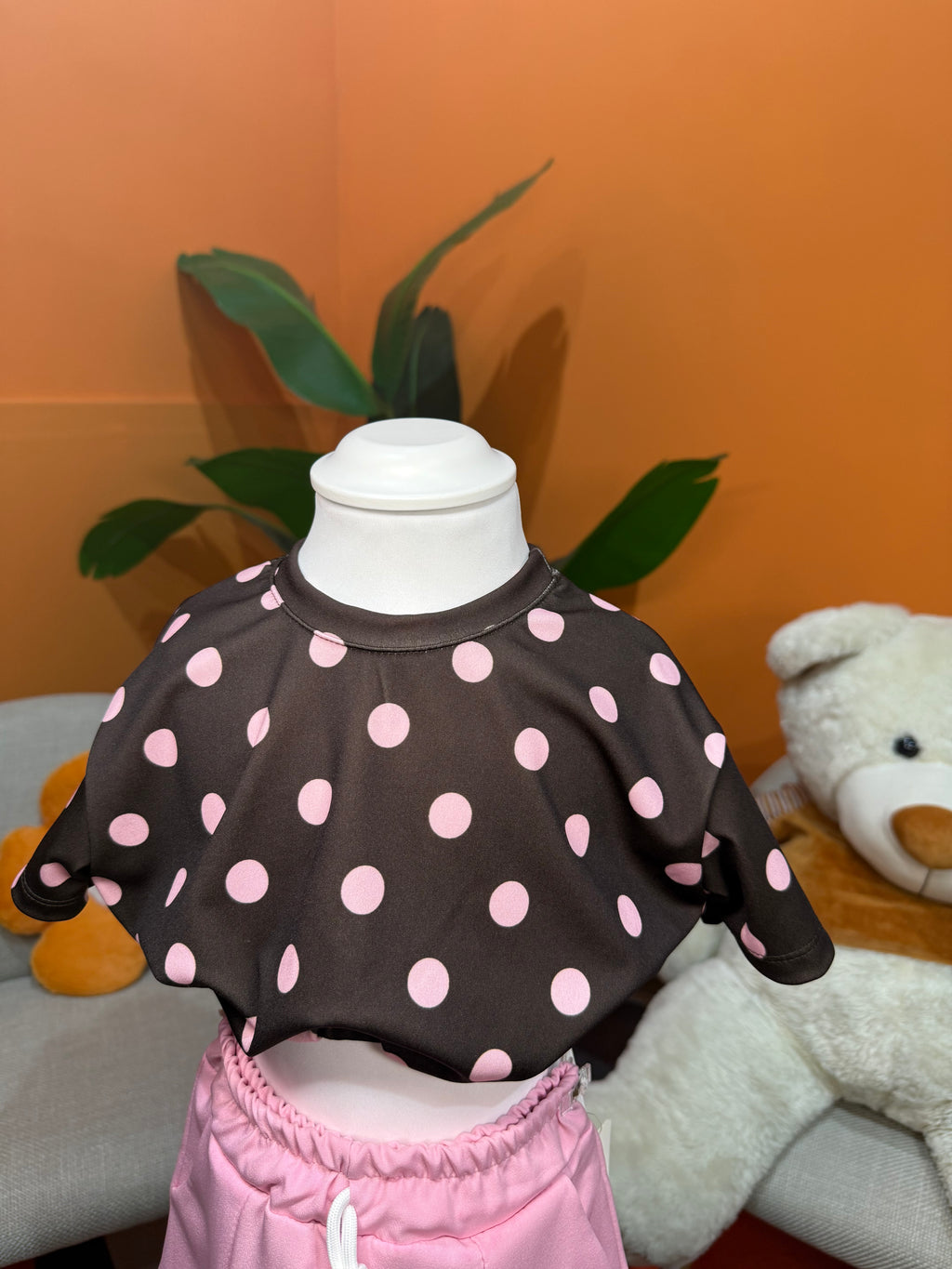 T-SHIRT CROP A POIS - MARRONE