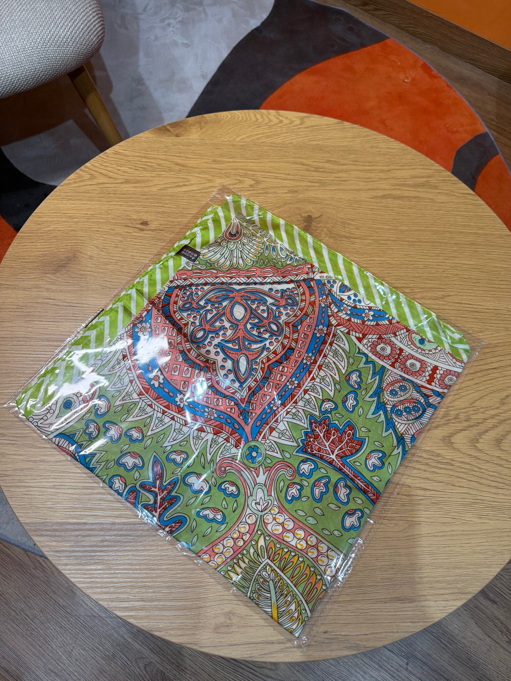 COLLEZIONE FOULARD ORIENTAL ELEGANCE – FANTASIA PAISLEY