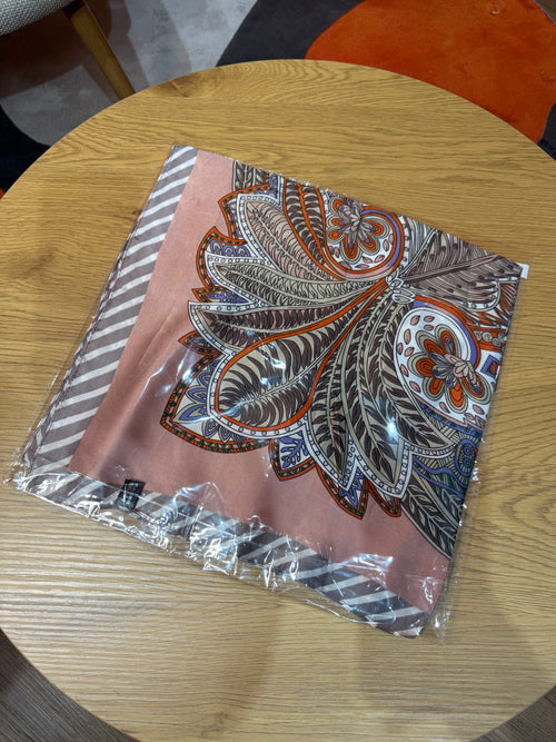 COLLEZIONE FOULARD ORIENTAL ELEGANCE – FANTASIA PAISLEY