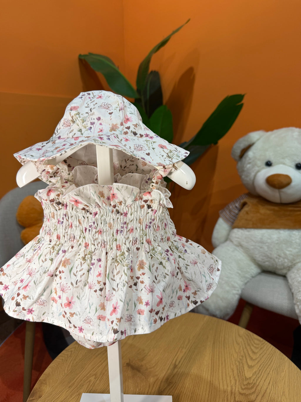 VESTINA A BODY A FIORI CON CAPPELLINO