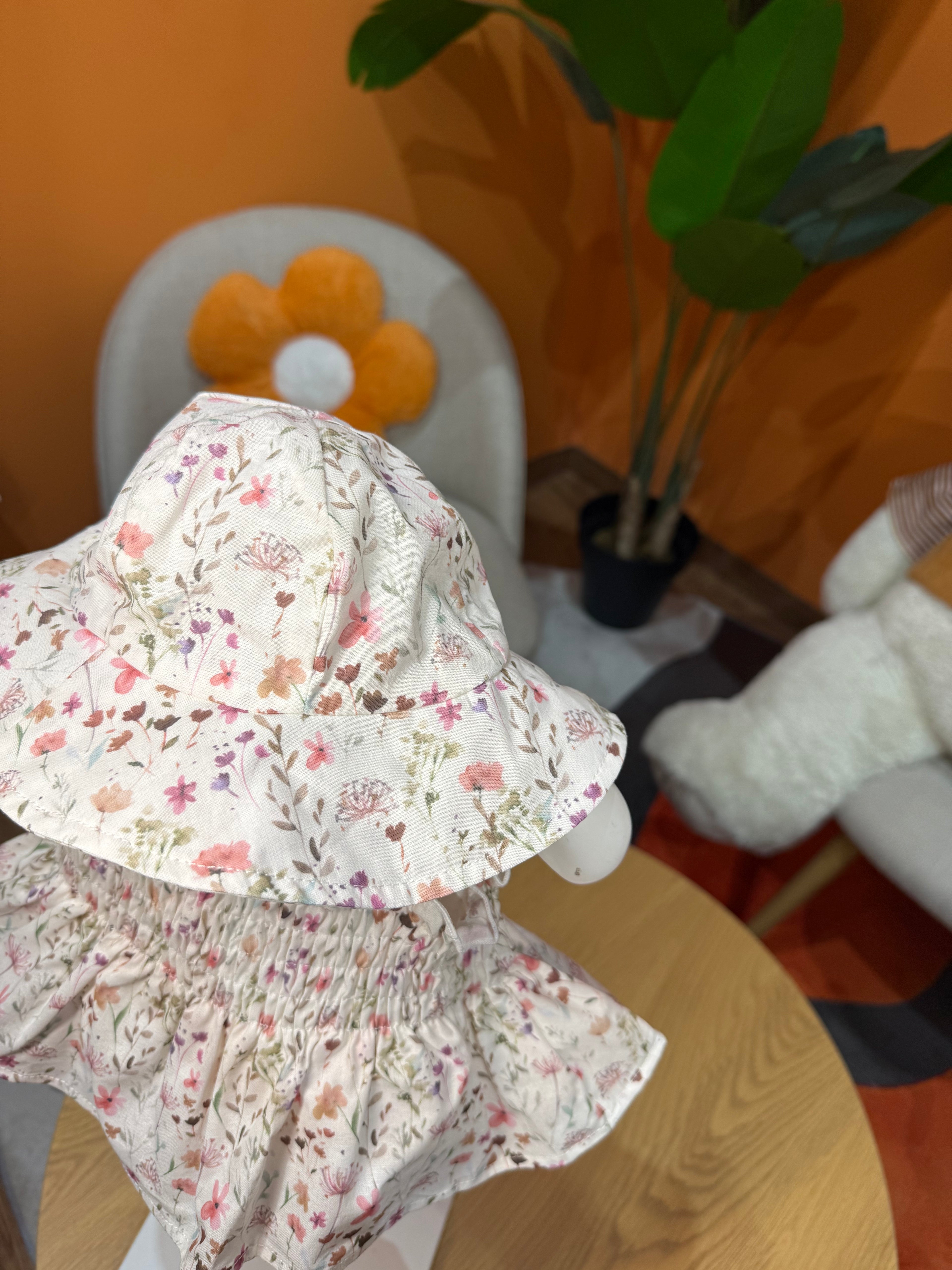 VESTINA A BODY A FIORI CON CAPPELLINO
