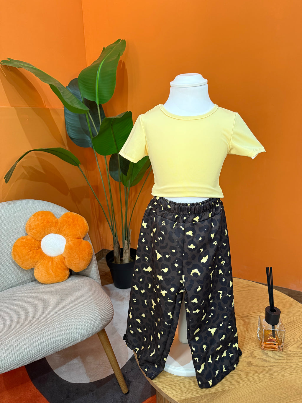 SET BIMBA URBAN PARACHUTE - MARRONE E GIALLO🤎💛