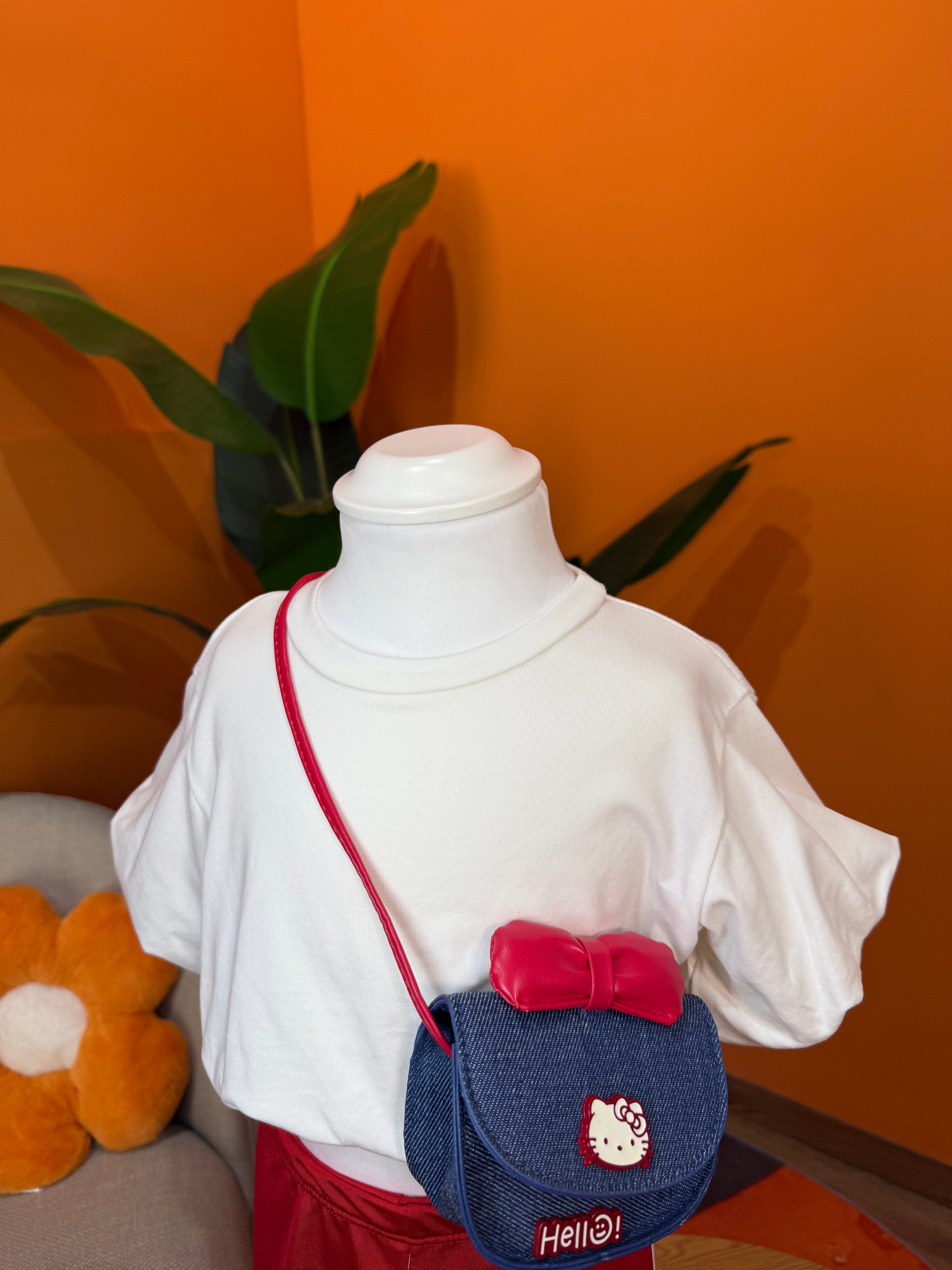 T-SHIRT CROP MANICHE A SBUFFO – BIANCA